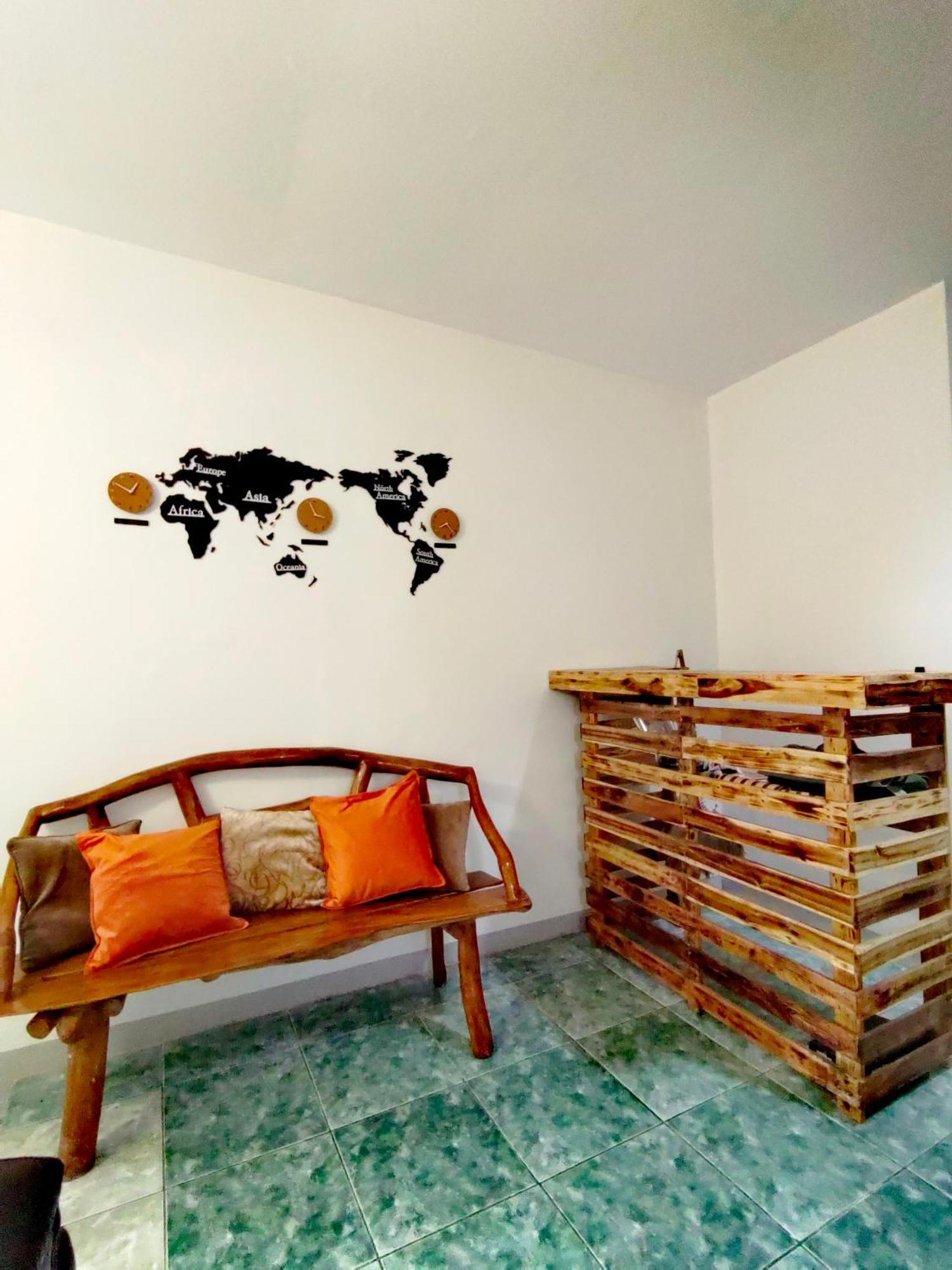 Homestay Host Homes-sandy Lane Tacloban