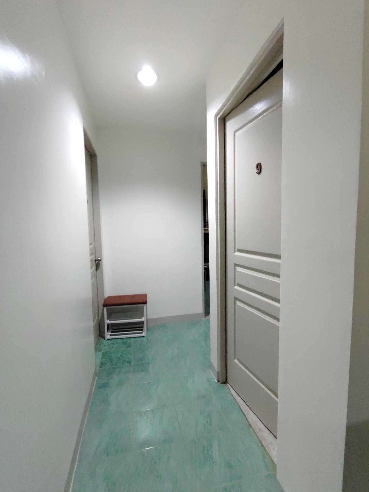 Homestay Host Homes-sandy Lane