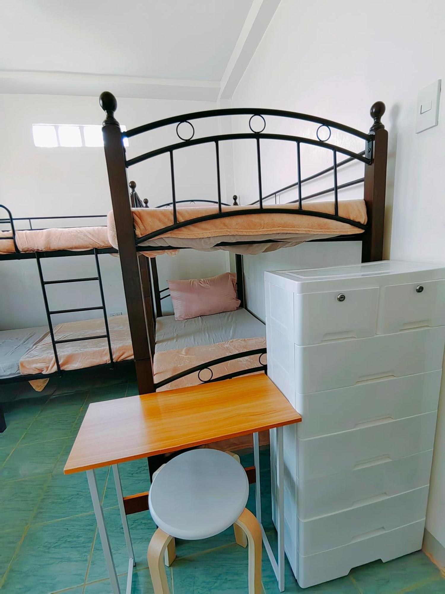 Homestay Host Homes-sandy Lane *